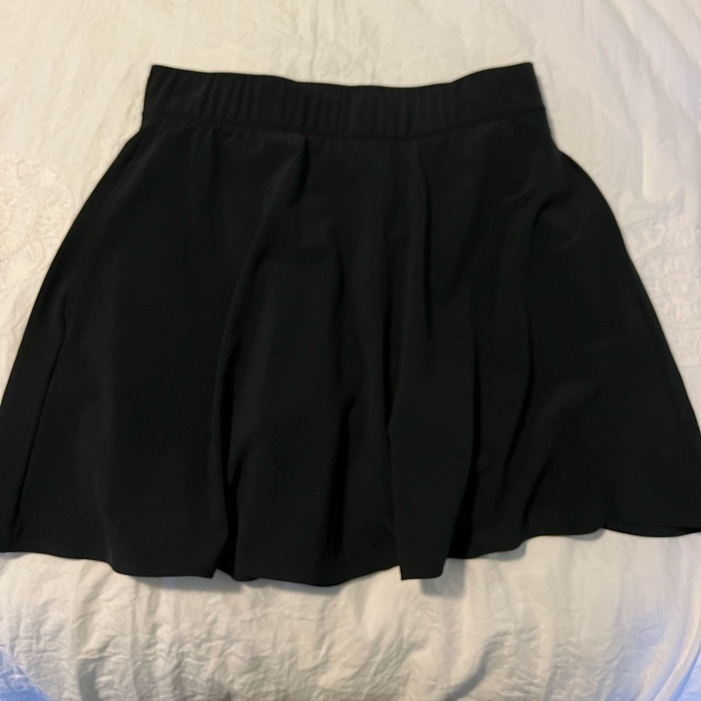 T By Talbots Active Skort - image 4